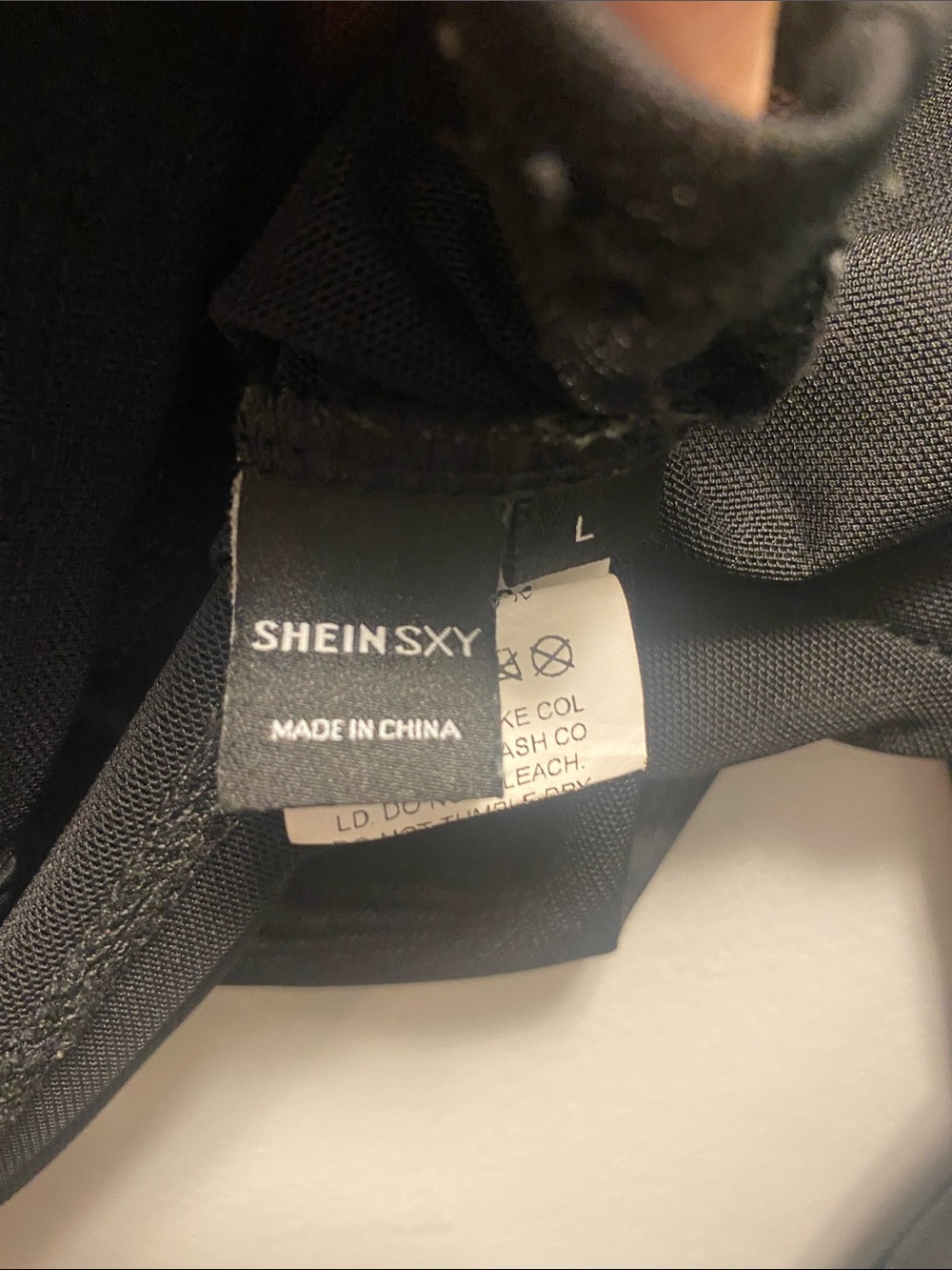 SHEIN Black Sheer Long Sleeve Crop Top - Picture 3 of 4